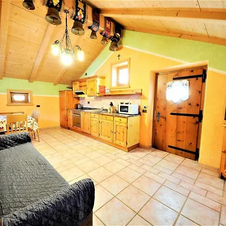 Baita Hanzel & Gretel By Livigno Accomodation Chalet *