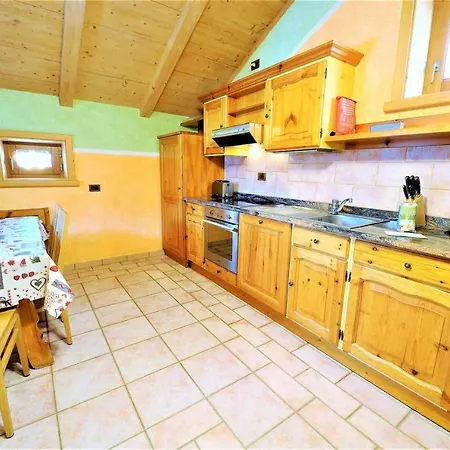 Chalet Baita Hanzel & Gretel By Livigno Accomodation *