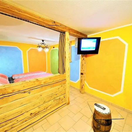 Chalet Baita Hanzel & Gretel By Livigno Accomodation