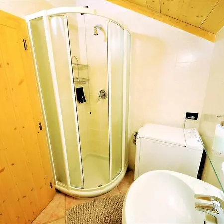 Chalet Baita Hanzel & Gretel By Livigno Accomodation
