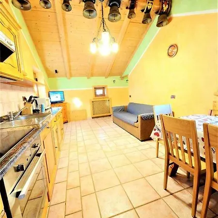 Baita Hanzel & Gretel By Livigno Accomodation Chalet