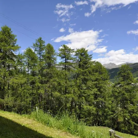 Baita Hanzel & Gretel By Livigno Accomodation Livigno
