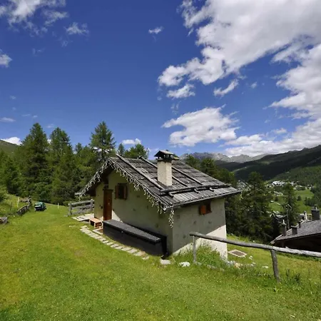 Chalet Baita Hanzel & Gretel By Livigno Accomodation Livigno