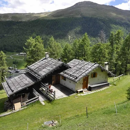 Baita Hanzel & Gretel By Livigno Accomodation Chalet Livigno