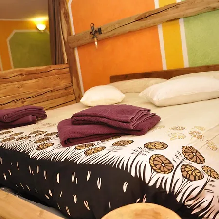 Baita Hanzel & Gretel By Livigno Accomodation *