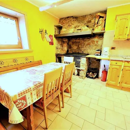 Hanzel & Gretel By Livigno